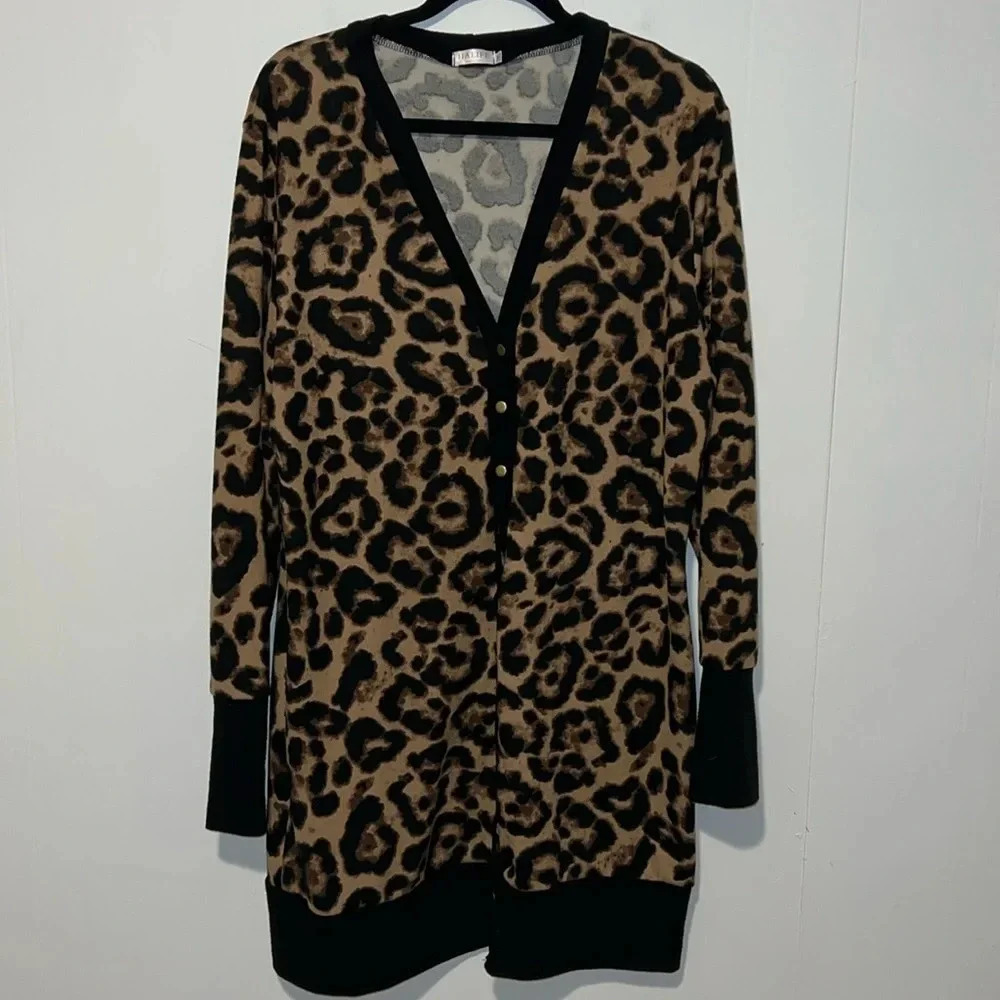 Halife Animal Print Women’s Long Sleeve Snap Cardigan 1048